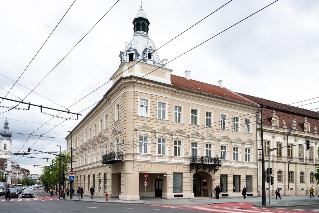 Siebenbürgisch-Ungarische Universität zieht in prestigeträchtiges Gebäude ein post's picture