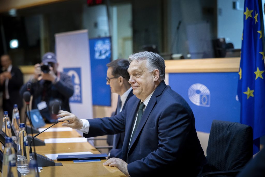 Viktor Orbán: EU-Aufenthalt während des Asylverfahrens ist „die rote Linie“ post's picture