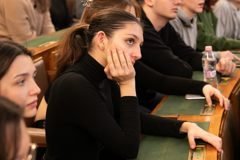 EU hält ungarische Studenten aus politischen Gründen „als Geiseln“ post's picture