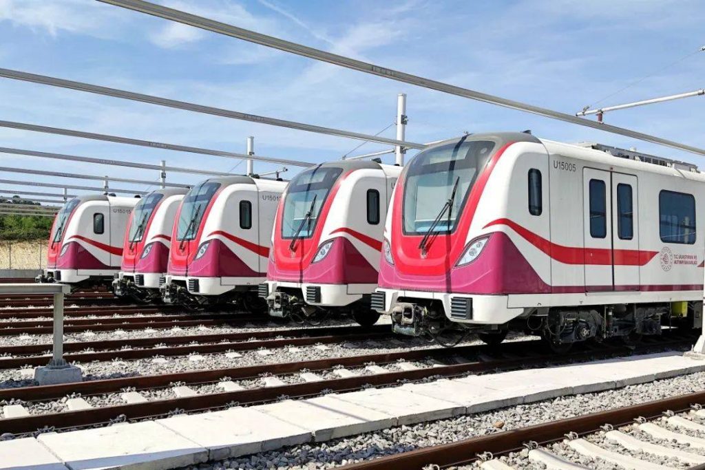 Chinesisch-ungarische Kooperation könnte ganz Europa mit Schienenfahrzeugen versorgen post's picture