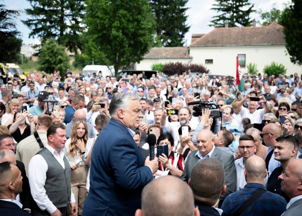 Viktor Orbán: Nationaler Souveränität durch die Europäische Kommission in den „Rücken geschossen“ post's picture