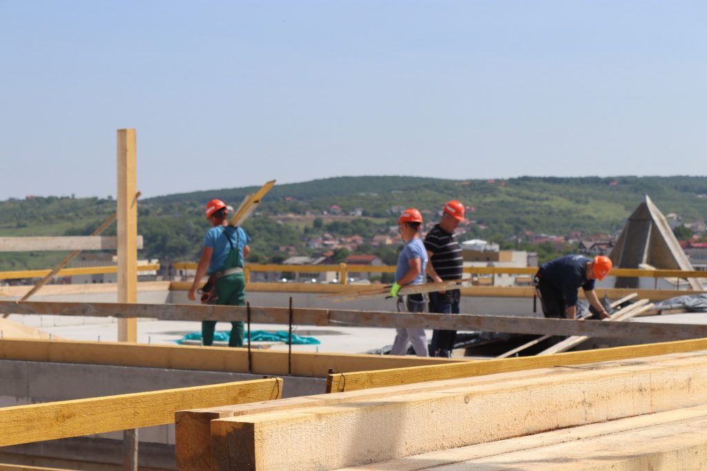 Bauen statt jammern: Ungarn in Westrumänien geben ihre Schule nicht auf post's picture