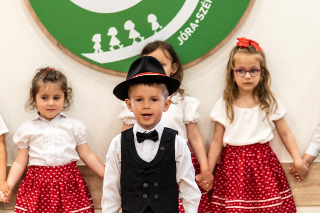 Mutterland unterstützt Bau ungarischsprachiger Kindergärten in Rumänien post's picture