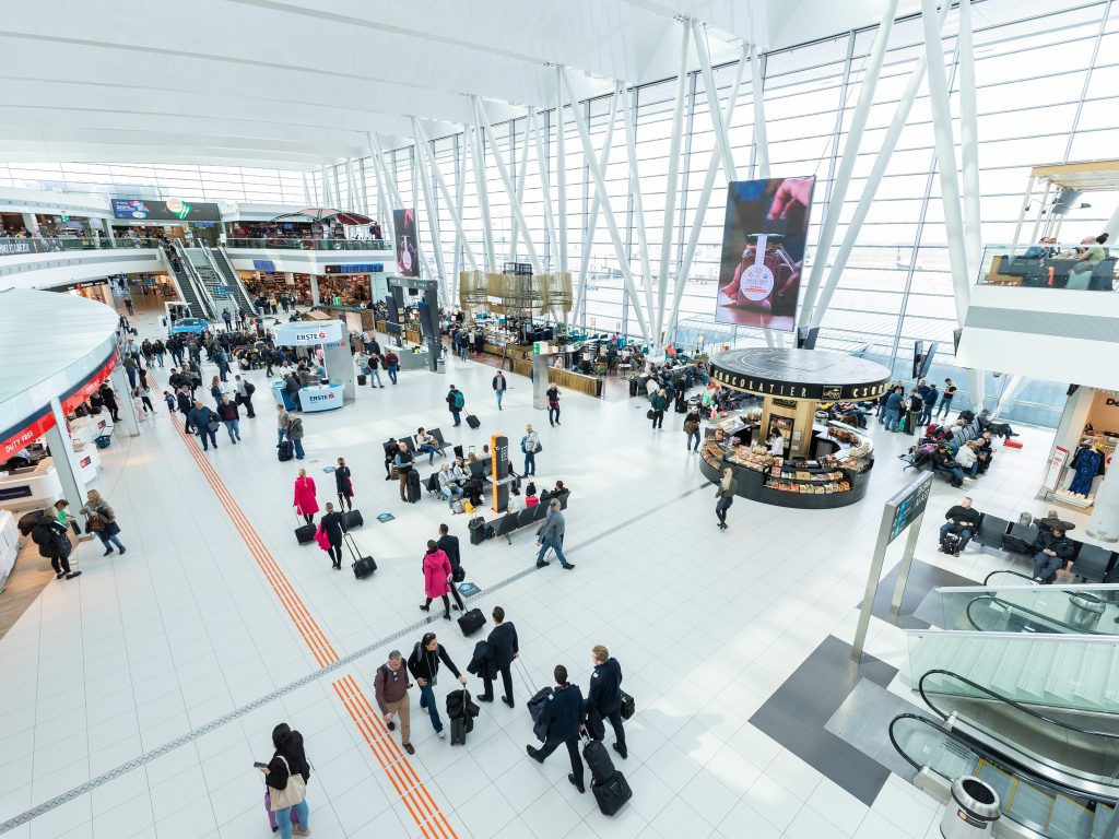Budapester Flughafen schließt mit solidem Gewinn und Rekordzahlen das Jahr 2023 ab post's picture