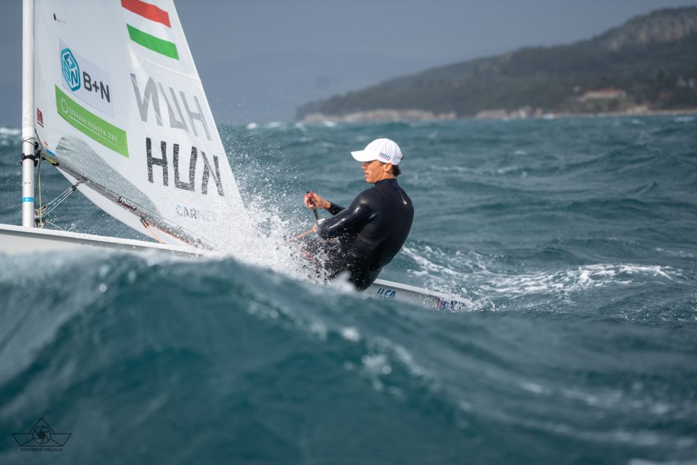 Ungarische Segler erhalten ihre olympischen Wettkampfboote