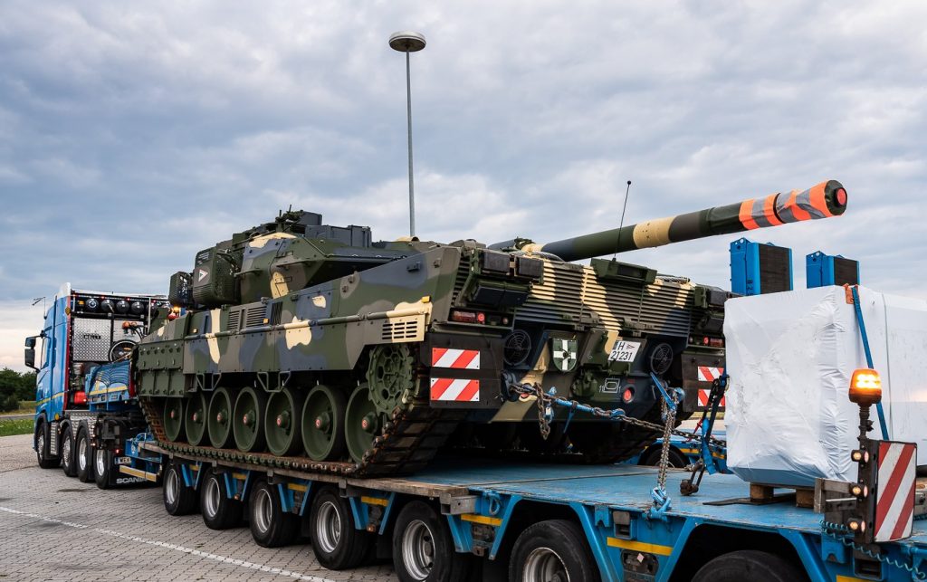 Weitere hochmoderne Panzer in Tata eingetroffen post's picture