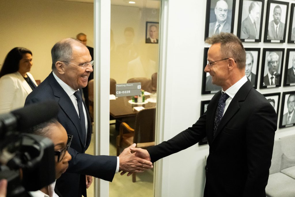 Außenminister Szijjártó im Gespräch mit Sergej Lawrow post's picture