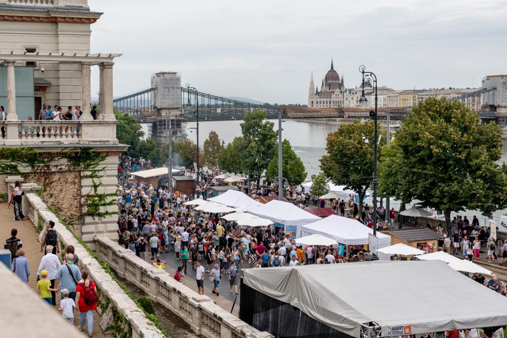 Größtes gastronomisches Festival präsentiert die Vielfalt der traditionellen Küche post's picture