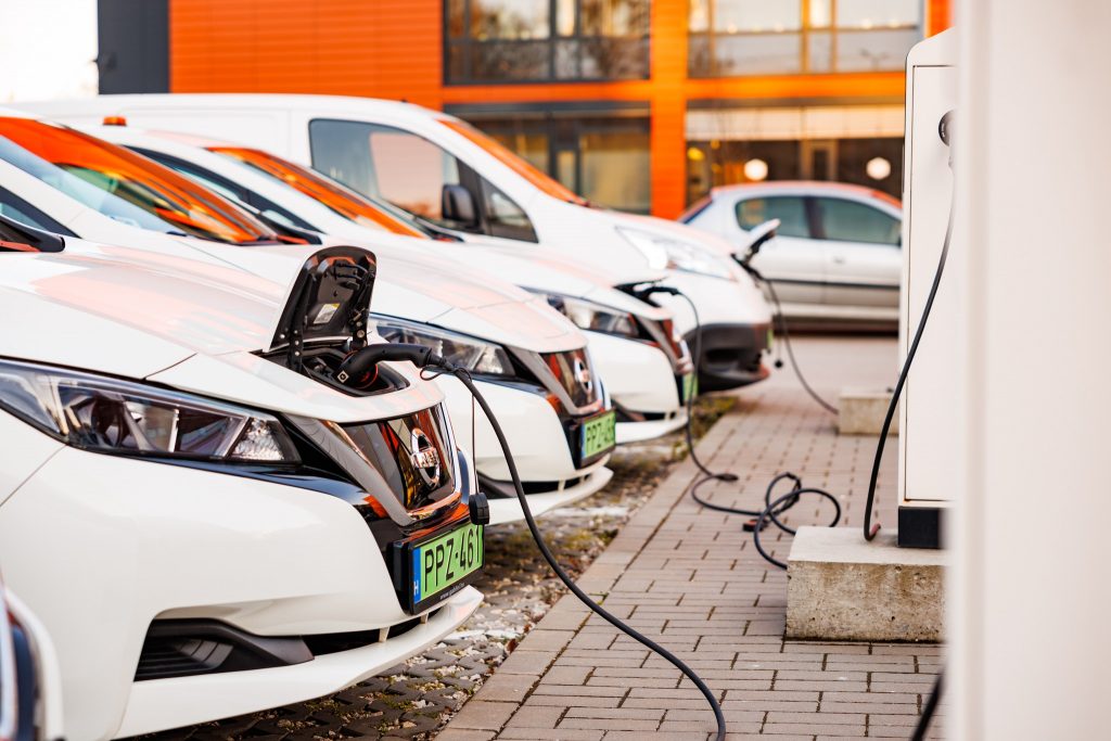 Zahl der Elektroautos auf den Straßen seit 2022 verdreifacht post's picture