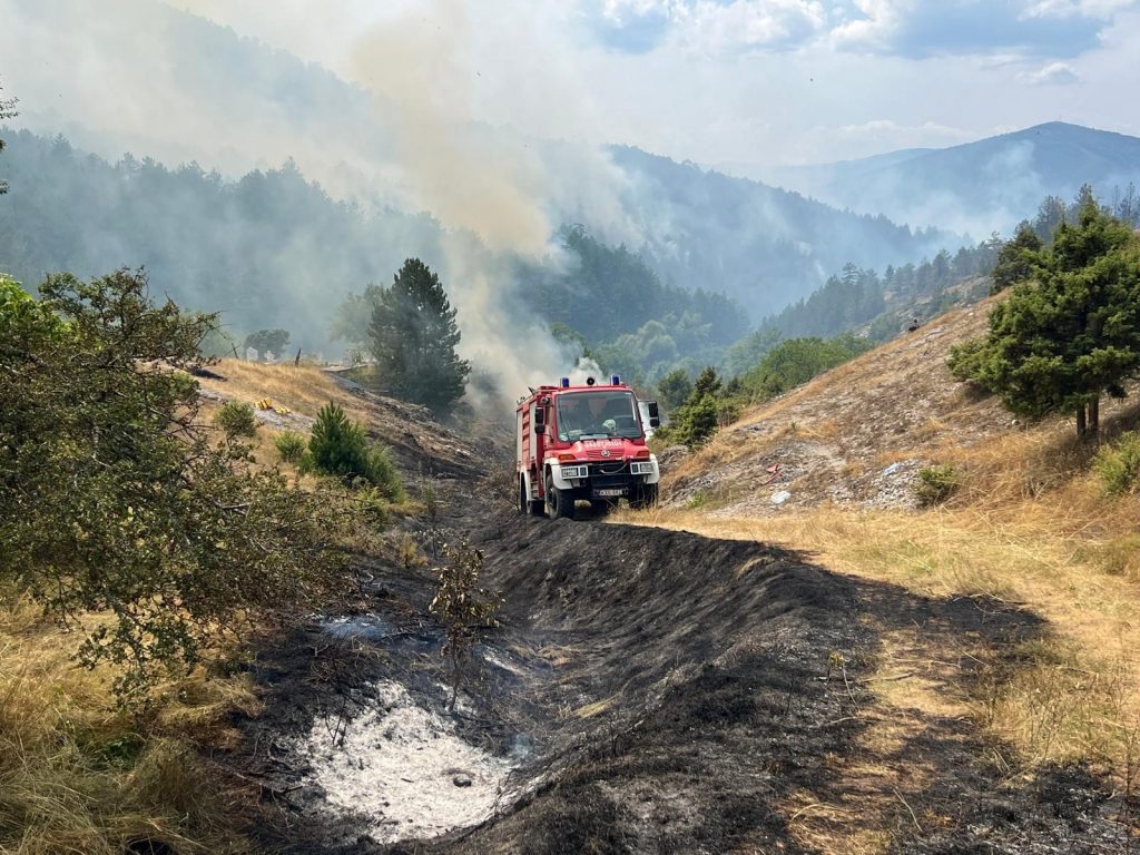 Ungarische Feuerwehrleute arbeiten weiter in Nordmazedonien post's picture