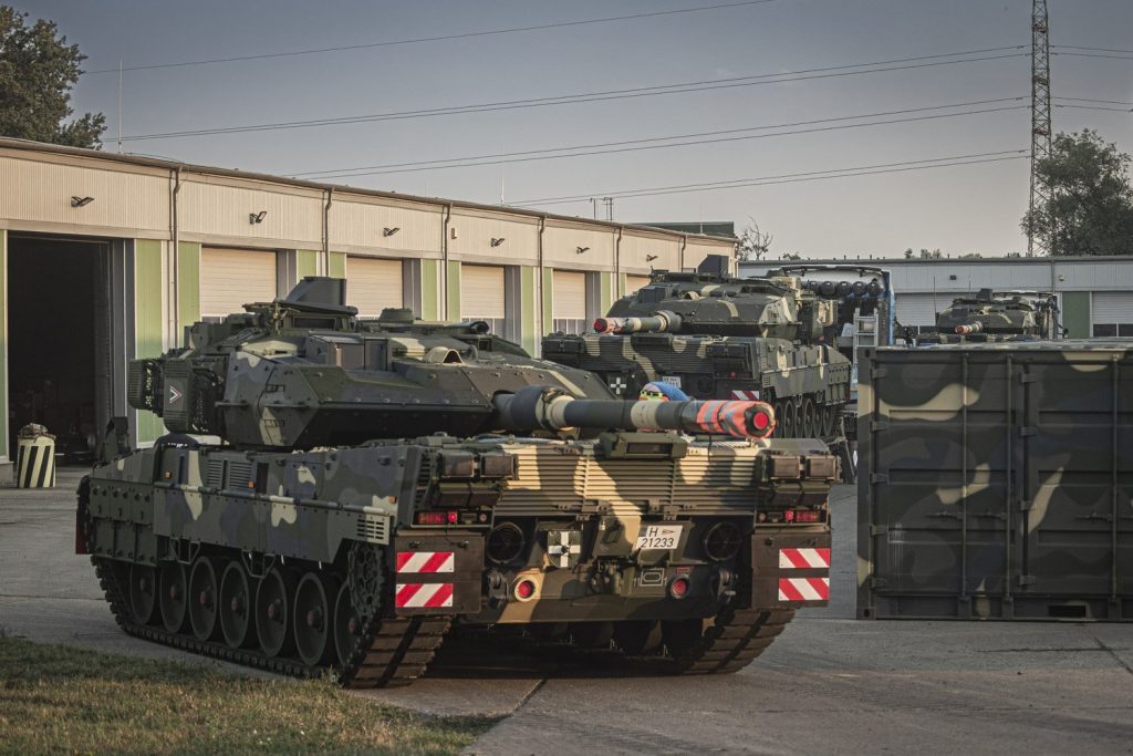 Bereits 21 Leopard 2A7HU in der Panzerbrigade der Streitkräfte post's picture