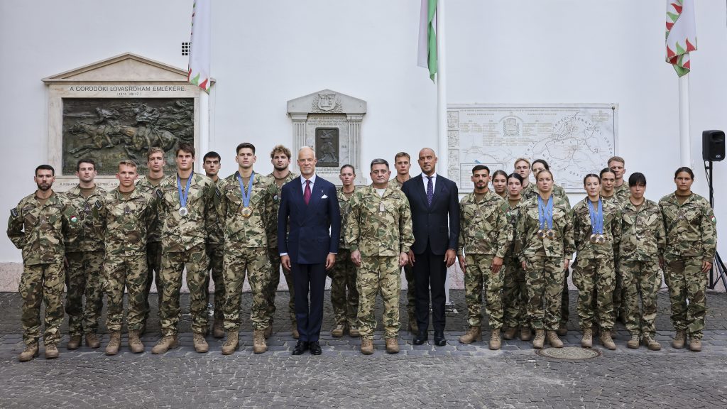 Militärolympioniken im Verteidigungsministerium geehrt post's picture