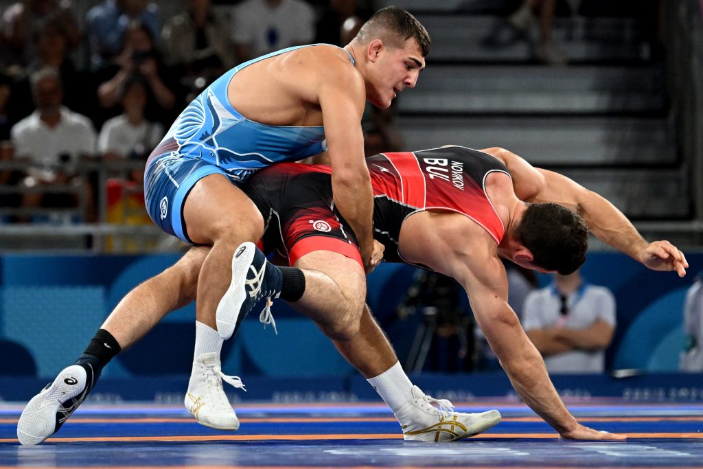 Dávid Losonczi ringt bei den Olympischen Spielen um die Bronzemedaille post's picture