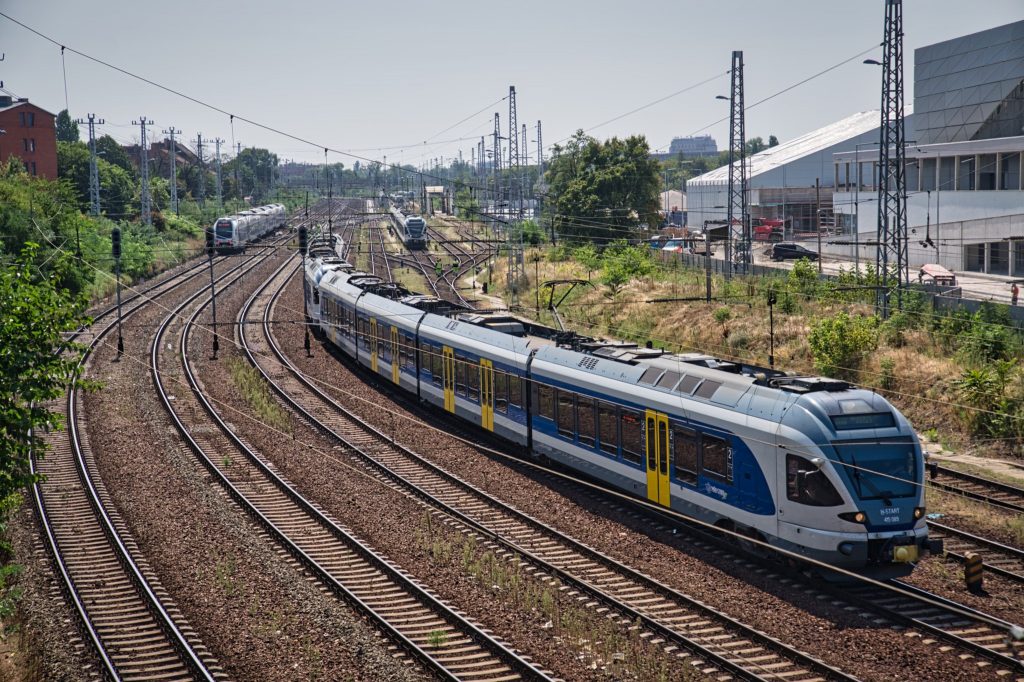 Minister bittet Bahnmitarbeiter um Rücksichtnahme gegenüber den Fahrgästen post's picture