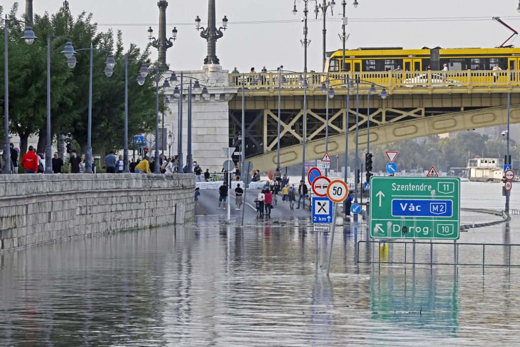 Länge der Gebiete, in denen Hochwasseralarm herrscht, musste vergrößert werden post's picture