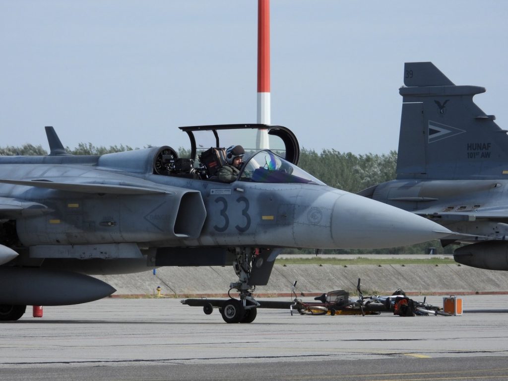 Ungarische Gripen auf NATO Trainingsübung in Griechenland post's picture