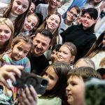 Wolodymyr Selenskyj zu Besuch in der ungarisch-ukrainischen Schule in Budapest