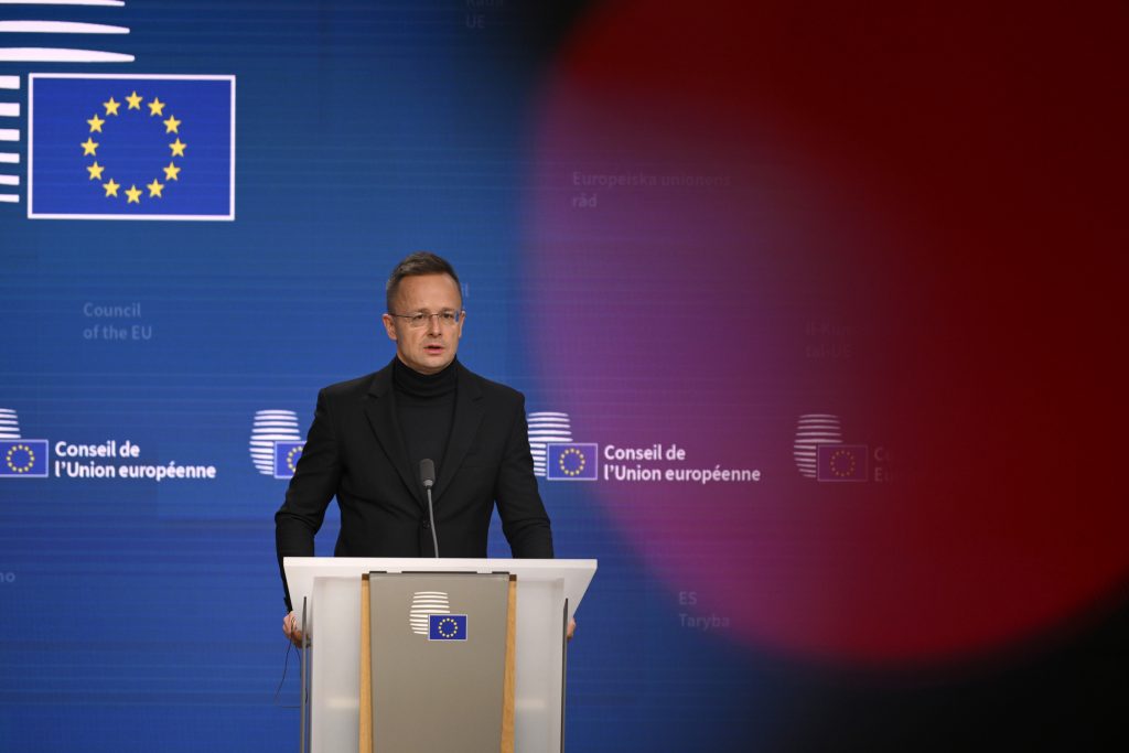 Péter Szijjártó vor dem  EU-Außenministerrat: „Die Sanktionspolitik ist eine große Heuchelei“ post's picture