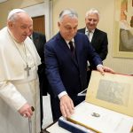 Papst Franziskus empfängt Viktor Orbán bei einer Audienz im Vatikan