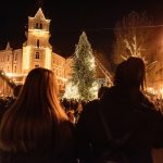 Lichterglanz und Tannenduft: Weihnachtszauber in Ungarns Städten