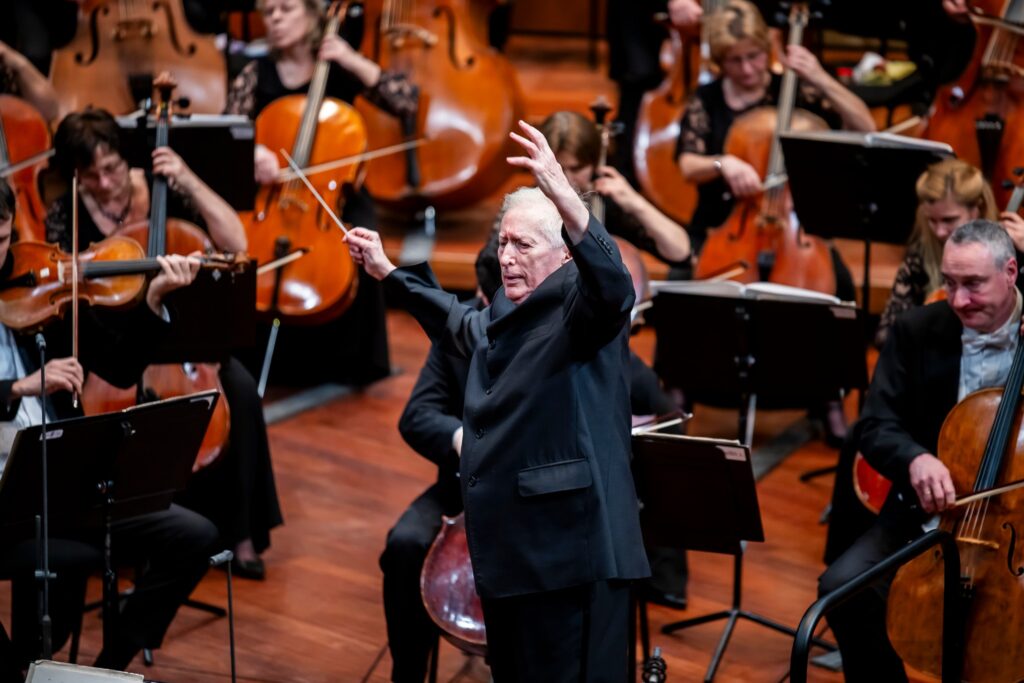 MÁV-Symphoniker würdigen Schostakowitsch-Jubiläum mit heimischen Uraufführungen post's picture