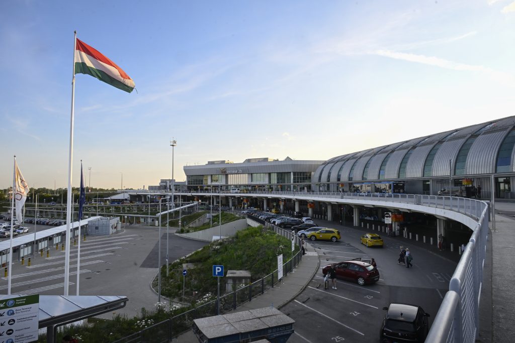 Modernisierung am Budapester Flughafen geht weiter post's picture