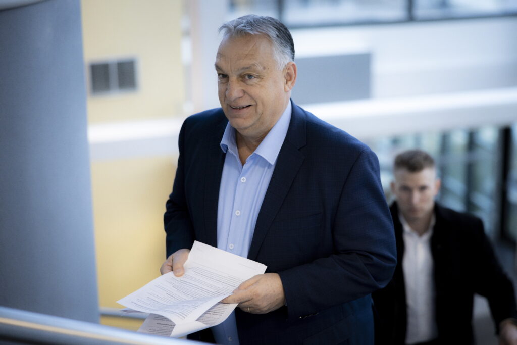 Viktor Orbán: Es gibt zwei Gruppen, um die sich eine Regierung kümmern muss, Kinder und Rentner post's picture