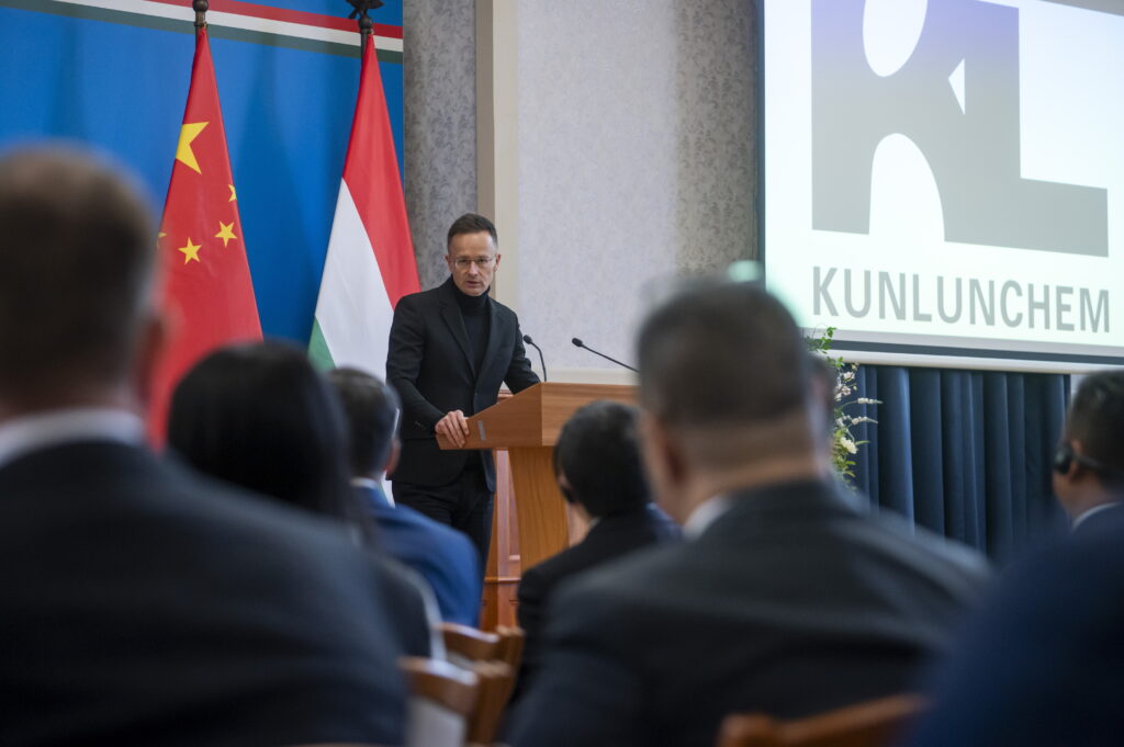 Mercedes- und BMW-Zulieferer aus China baut Werk in Szolnok post's picture