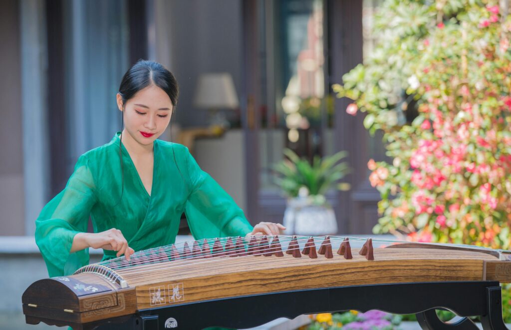 Jahrtausendealte Musik: Chinesische Zithern in Budapest zu Gast post's picture